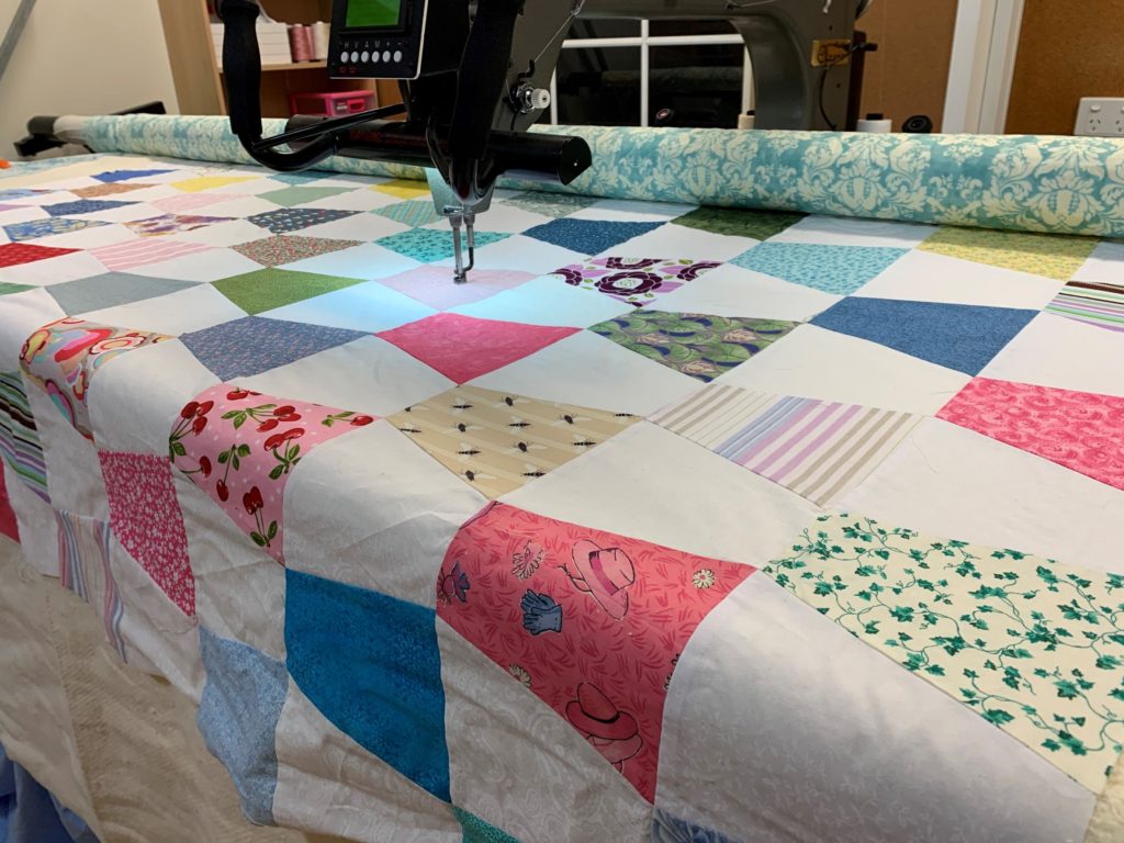 Quilting the Tumbler Quilt Top 