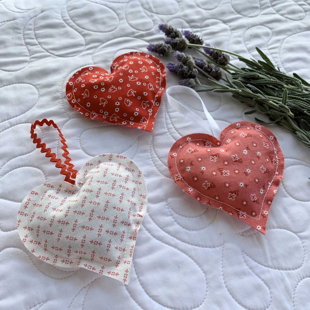 Easy Lavender Heart Sachets ~tutorial #lavender #lavenderflowers #lavendersachet #lavendersachets #diylavendersachet #lavendersachettutorial #lavendersachetbags #sewlavendersachet #diytutorial #sewingtutorial #diygifts